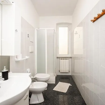 Cornigliano 3 Apartman *