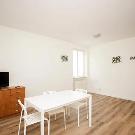 Cornigliano 3 *